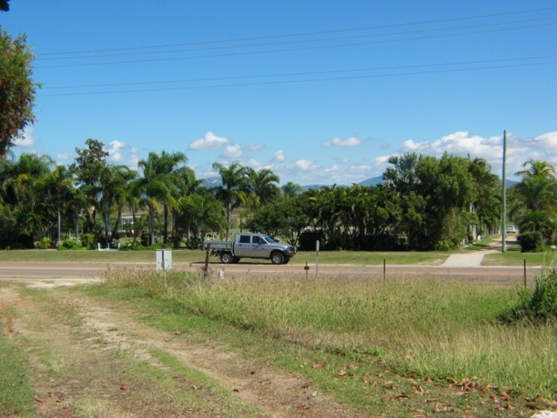 14 John Street, Bowen QLD 4805