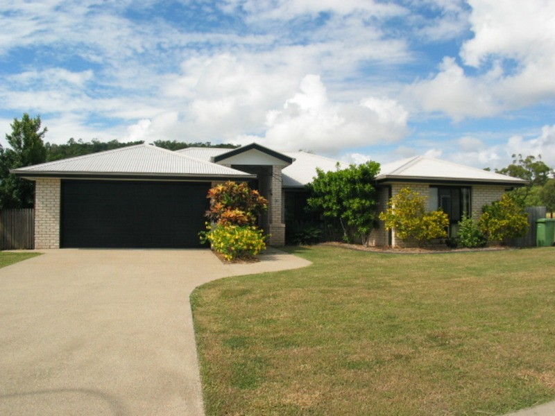 142 Ocean View Drive, Bowen QLD 4805