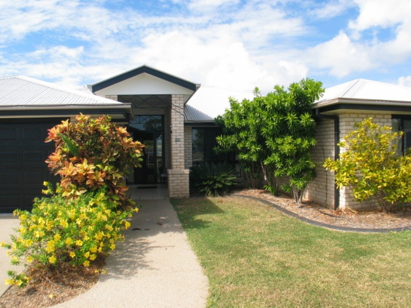 142 Ocean View Drive, Bowen QLD 4805