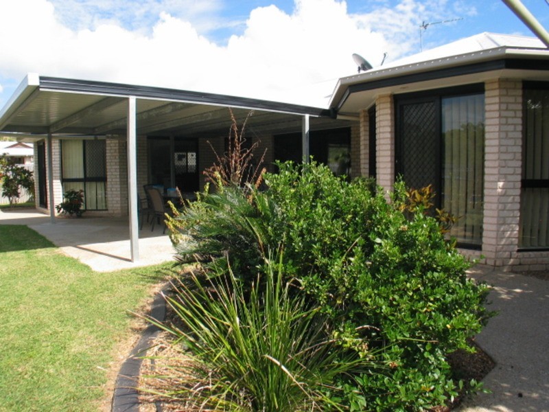 142 Ocean View Drive, Bowen QLD 4805