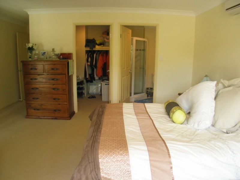 142 Ocean View Drive, Bowen QLD 4805