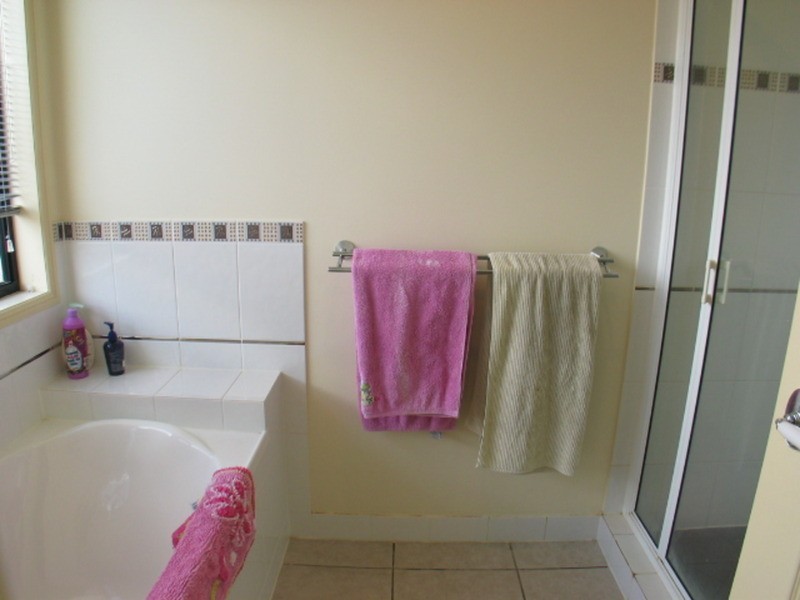 142 Ocean View Drive, Bowen QLD 4805