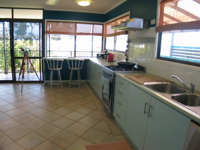 46 Whyte Avenue, Bowen QLD 4805