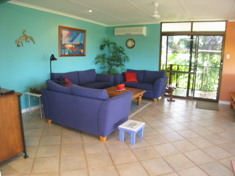 46 Whyte Avenue, Bowen QLD 4805