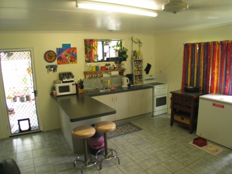 18101 Bruce Highway, Bowen QLD 4805