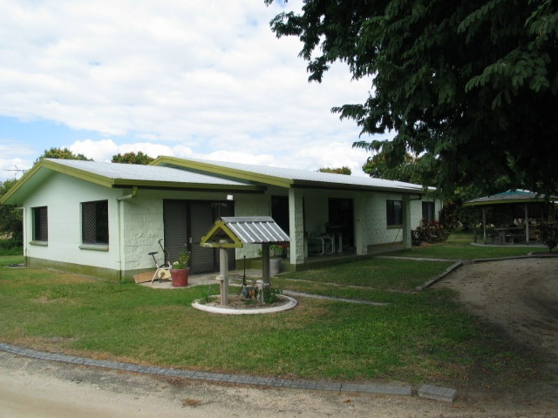59 Flemington Road, Bowen QLD 4805