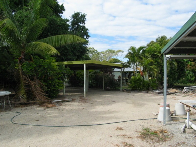 59 Flemington Road, Bowen QLD 4805