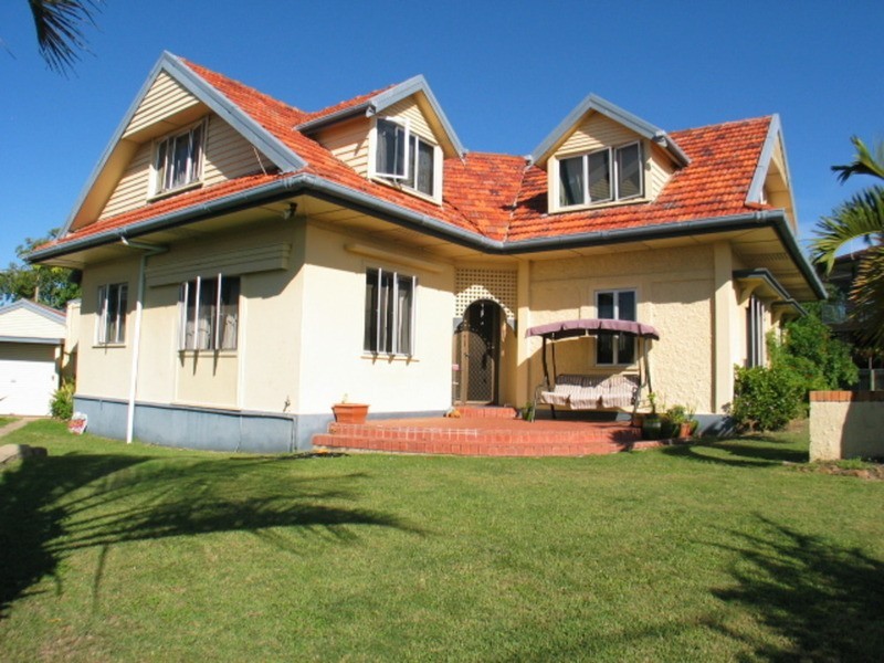 25 Mitchell Street, Bowen QLD 4805