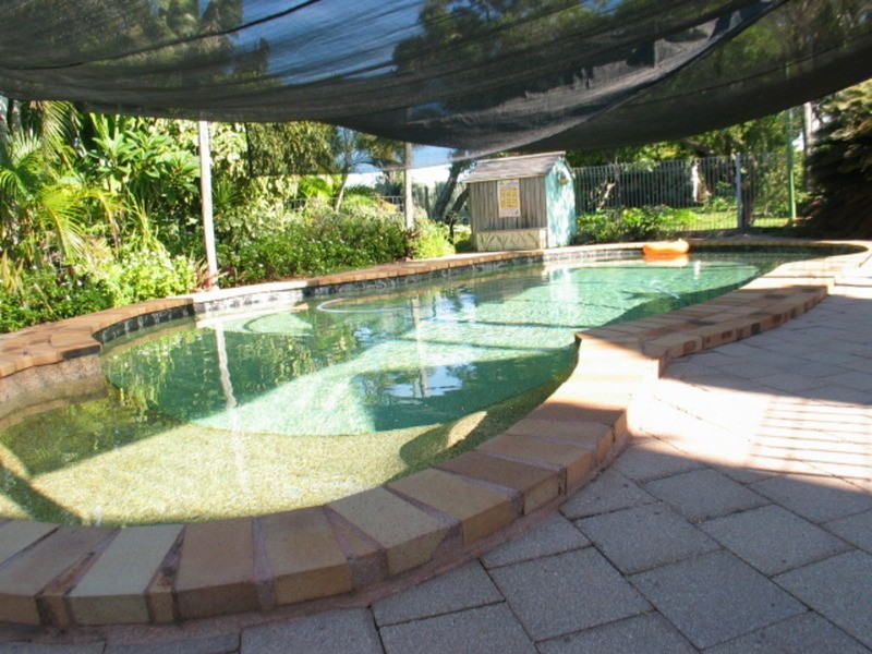 25 Mitchell Street, Bowen QLD 4805