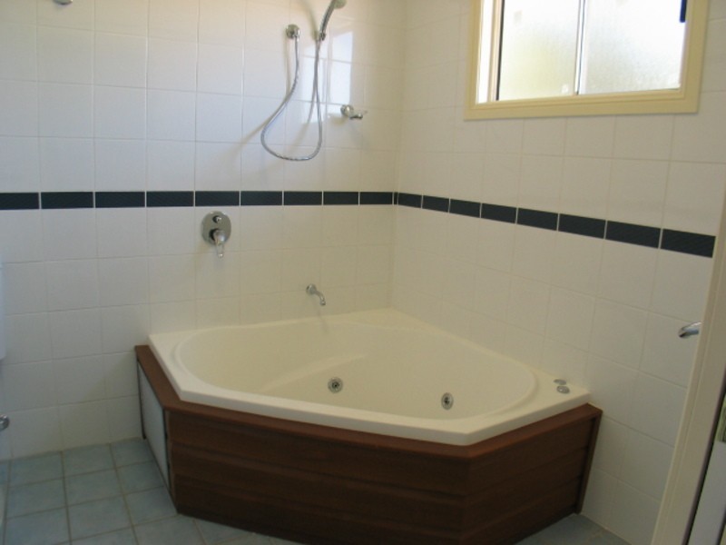 20 Yardley Court, Bowen QLD 4805