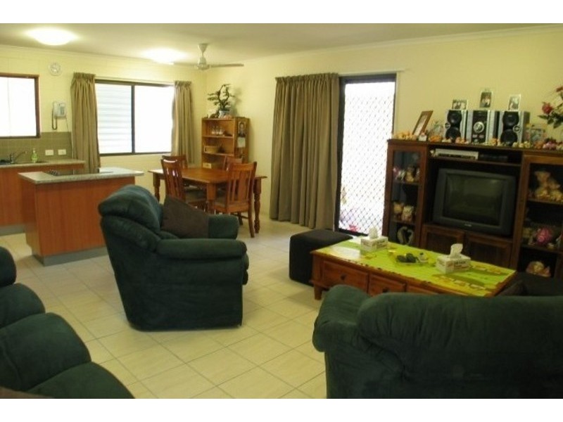 5 Scott Avenue, Bowen QLD 4805