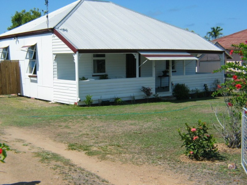 22 Poole Street, Bowen QLD 4805