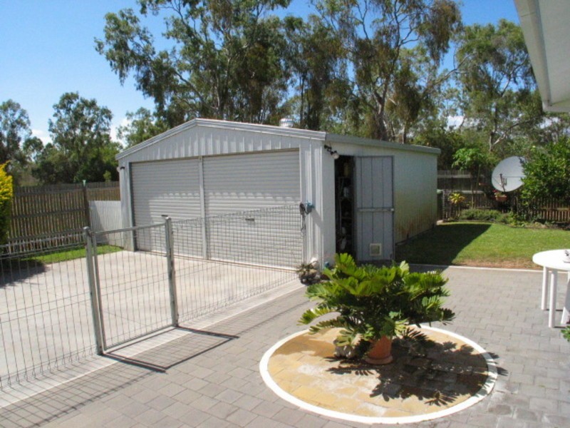 3 Oak Crescent, Bowen QLD 4805