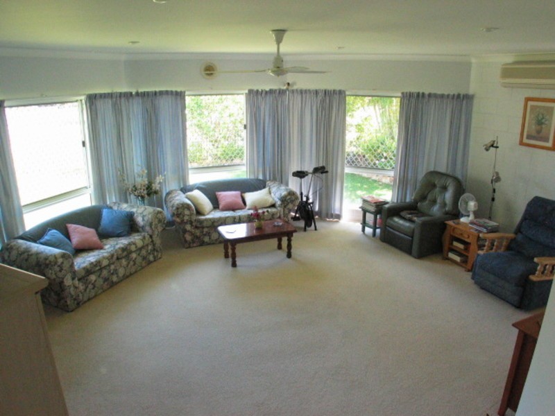 3 Oak Crescent, Bowen QLD 4805