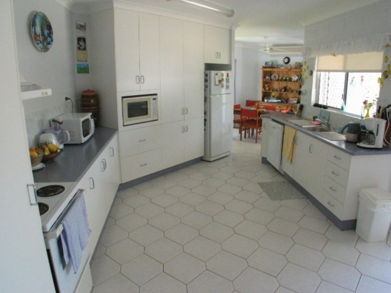 3 Oak Crescent, Bowen QLD 4805