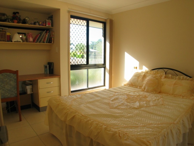 5 Gilbert Street, Bowen QLD 4805