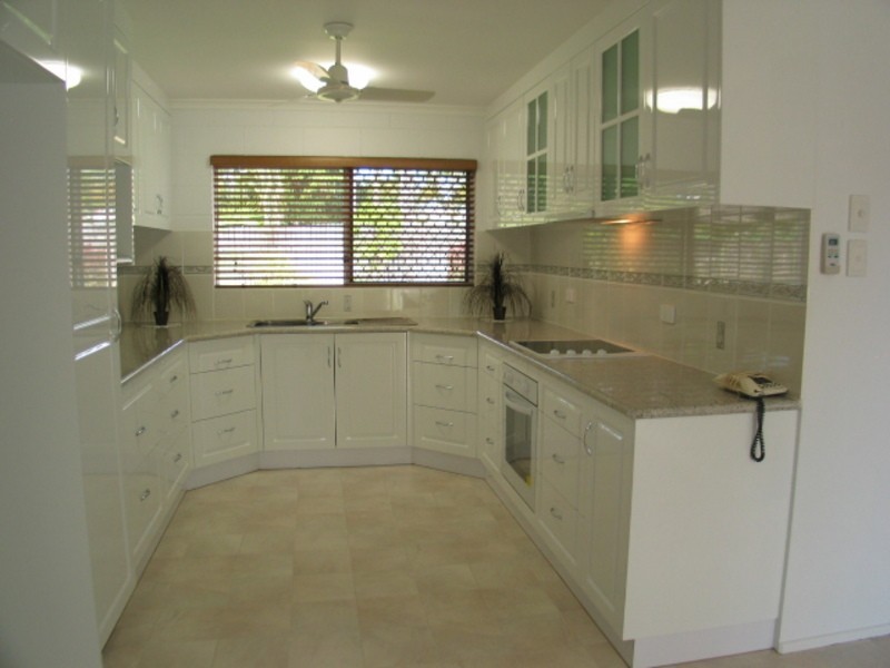 8 Troyon Court, Bowen QLD 4805