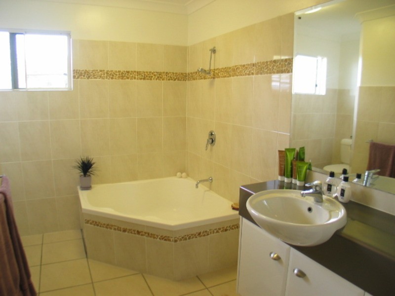 30 St Kilda Street, Bowen QLD 4805