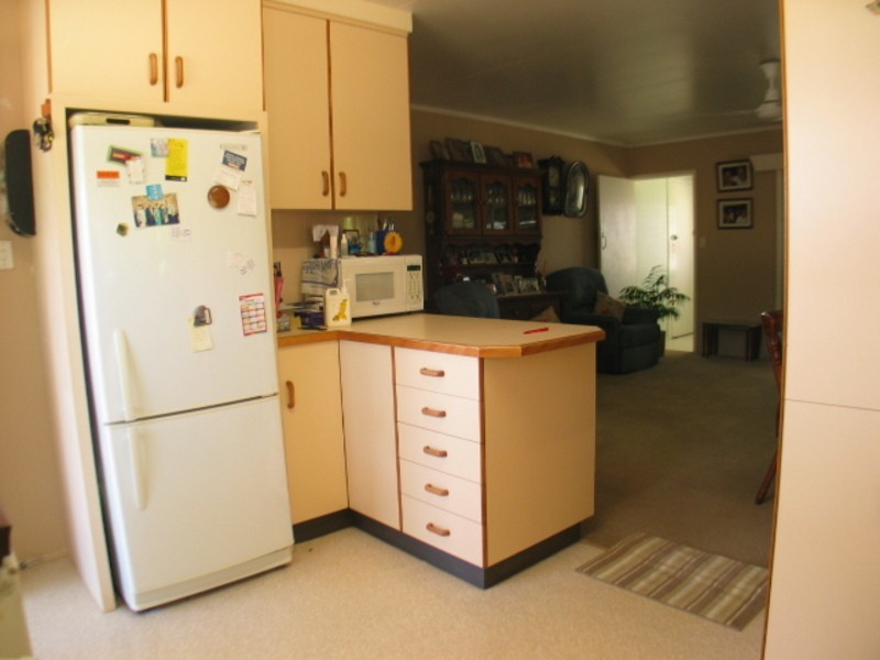 14 Lascelles Street, Bowen QLD 4805