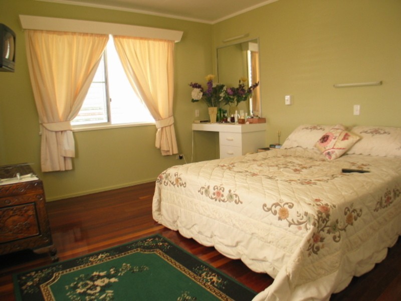 14 Lascelles Street, Bowen QLD 4805