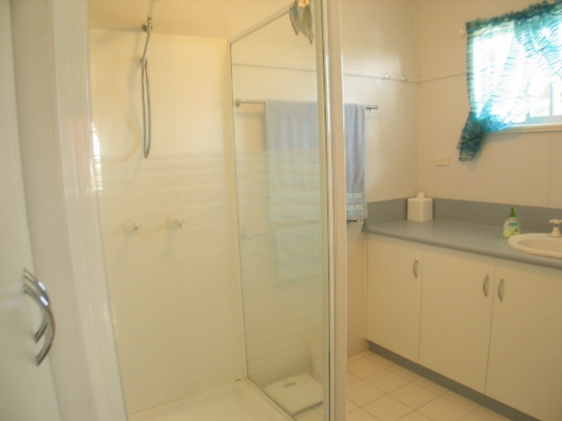 14 Lascelles Street, Bowen QLD 4805