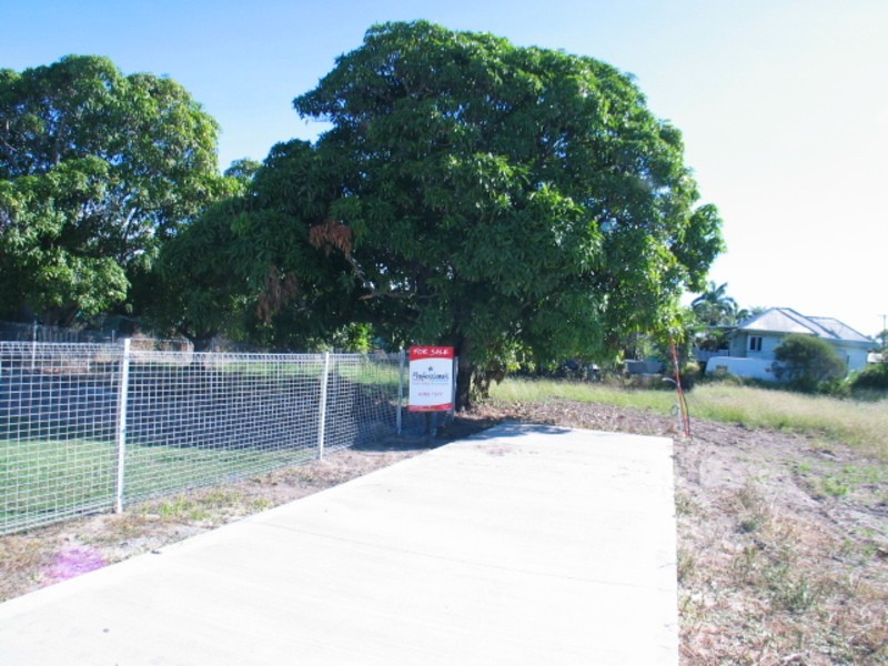 69a Leichhardt Street, Bowen QLD 4805