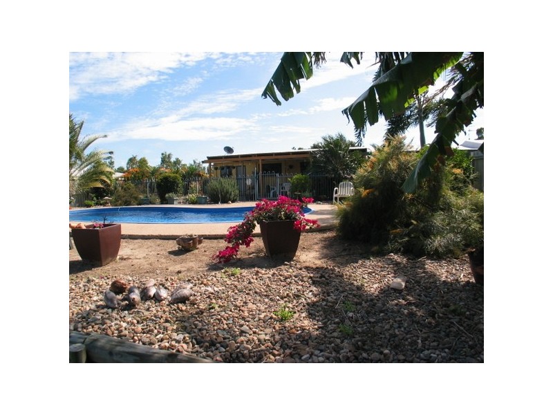 75 Flemington Road, Bowen QLD 4805