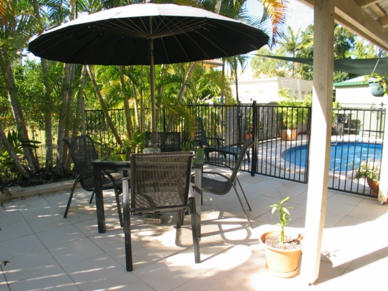 2/5 Lotus Lane, Bowen QLD 4805