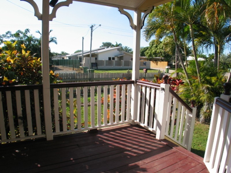 7 Gilbert Street, Bowen QLD 4805