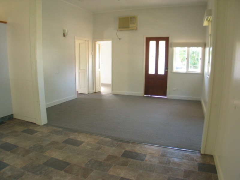 7 Gilbert Street, Bowen QLD 4805