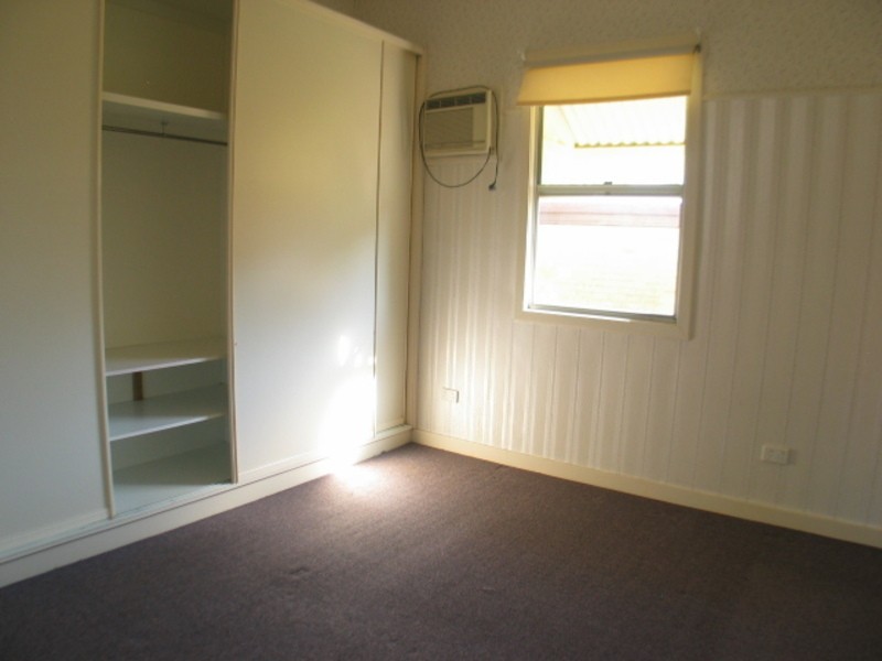 7 Gilbert Street, Bowen QLD 4805