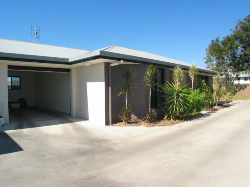 2/18 Hillview Place, Bowen QLD 4805