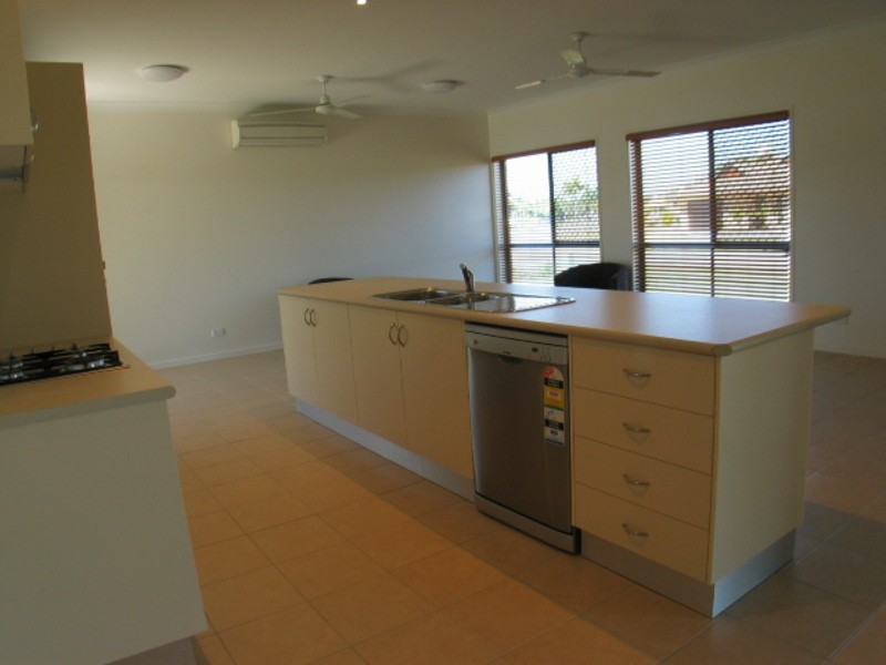 18 Lucinda Place, Bowen QLD 4805