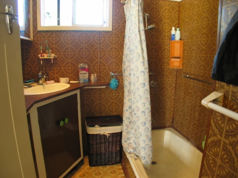 7 Russell Street, Bowen QLD 4805