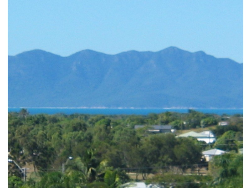 12 Tynwald Avenue, Bowen QLD 4805