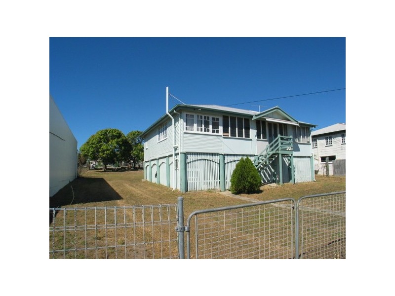 27 Livingstone Street, Bowen QLD 4805