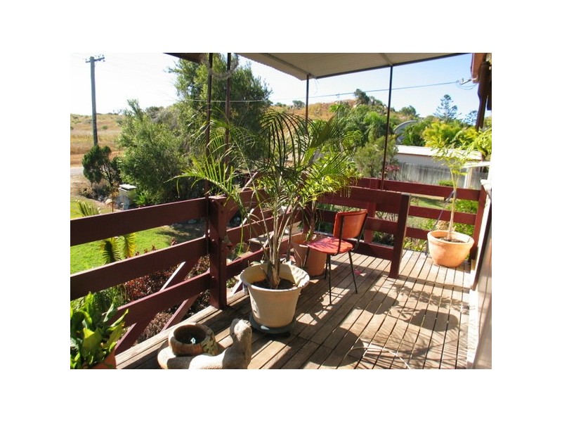37 Reynolds Street, Bowen QLD 4805