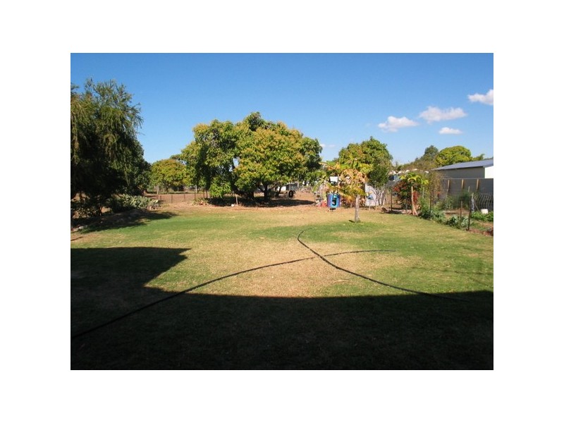 37 Reynolds Street, Bowen QLD 4805