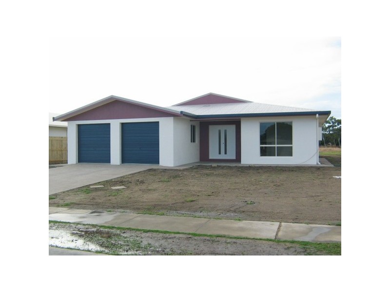 40 Lemon Grove, Bowen QLD 4805