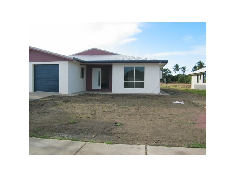 40 Lemon Grove, Bowen QLD 4805