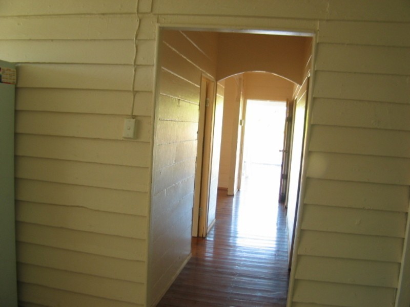 39 Gregory Street, Bowen QLD 4805