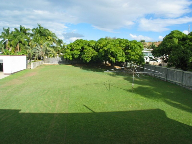 17 McDougall Street, Bowen QLD 4805