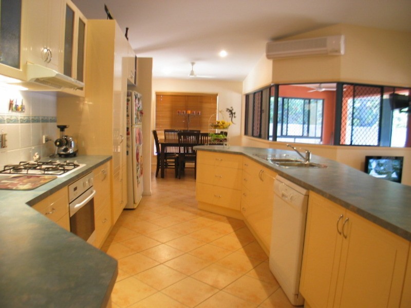 6 Verna Street, Bowen QLD 4805