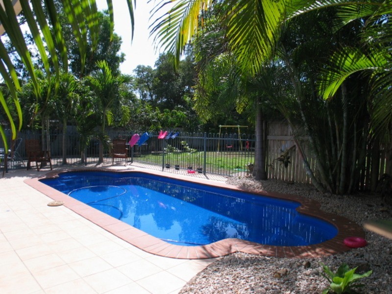 6 Verna Street, Bowen QLD 4805