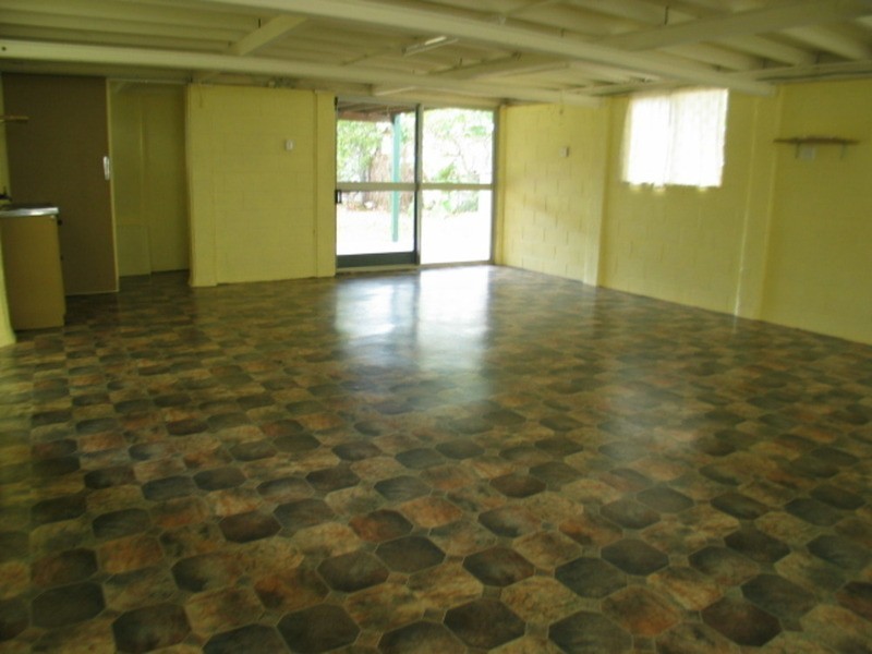 34 Pitcain Avenue, Brisk Bay QLD 4805