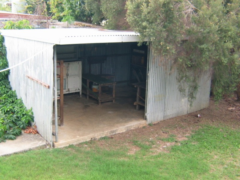 34 Pitcain Avenue, Brisk Bay QLD 4805