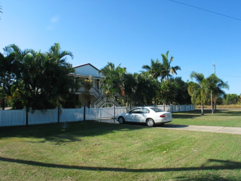 2 Dalrymple Street, Bowen QLD 4805
