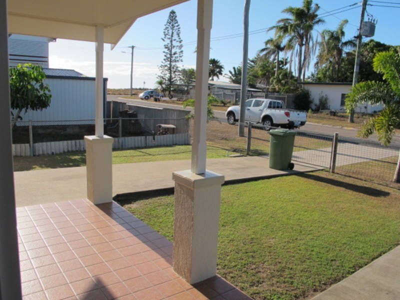 5 Scott Avenue, Bowen QLD 4805