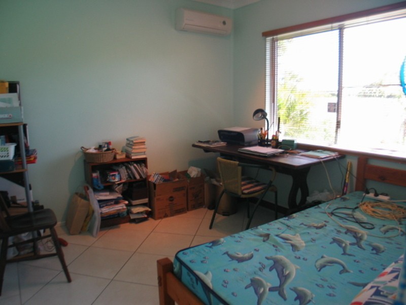 8 Rodney Street, Bowen QLD 4805