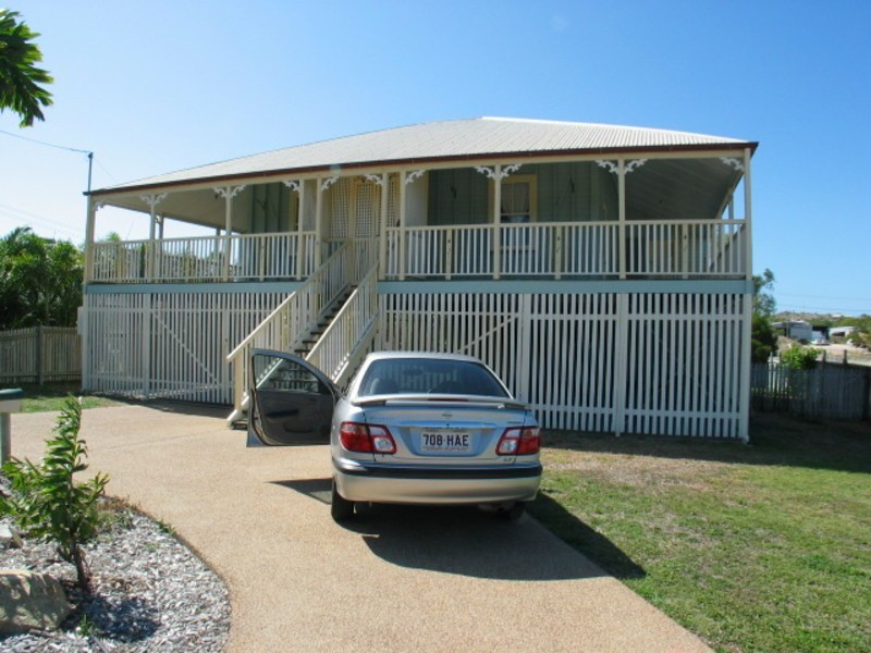 16 Thomas Street, Bowen QLD 4805